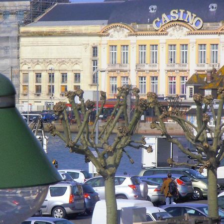 Au 112 Bis Appartamento Trouville-sur-Mer Esterno foto